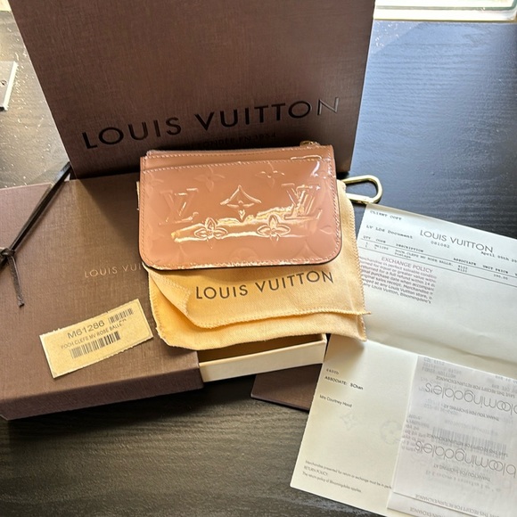 Louis Vuitton Vernis Pochette Rose Ballerine - Picture 1 of 10